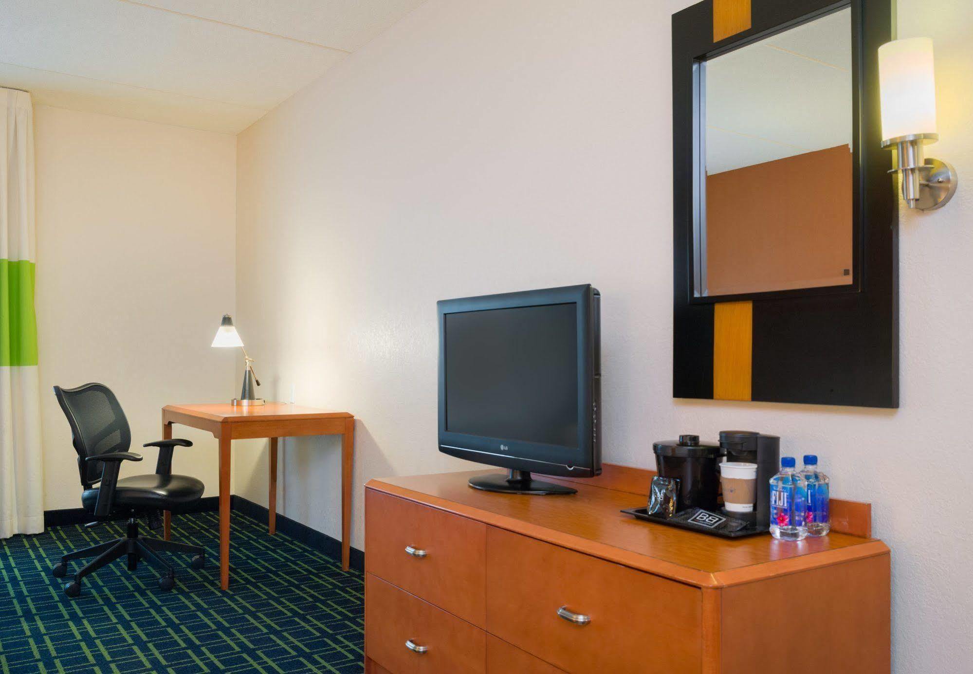 Fairfield Inn & Suites Lock Haven Exterior foto